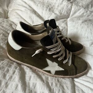 Golden Goose superstar olive green 39